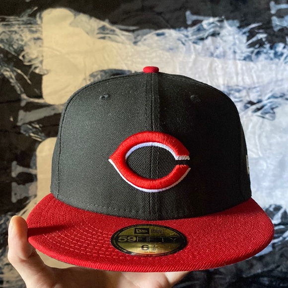 Cincinnati Reds hat - Picture 4 of 6